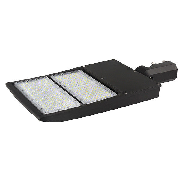luz de la caja de zapato de 240W 5000K 100V LED con el ajustador del resbalón, luces de poste del estacionamiento de la UL LED
